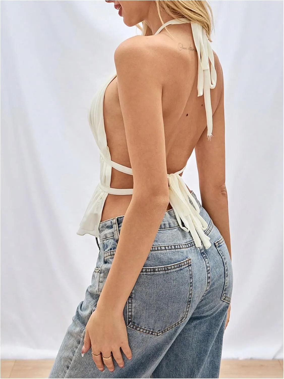 SOLY HUX Women's Ruffle Halter Neck Camisole Sleeveless Open Back Cute Party Going Out Tops